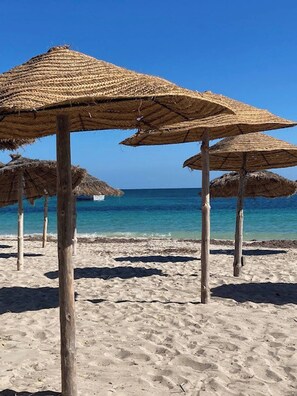 Villa, 3 Bedrooms, Smoking, Private Pool | Beach - Villa Dar Dart Djerba 8 People (Aghir)