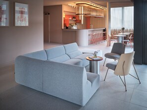 Bar (on property) - Noxx Hotel (Marburg)