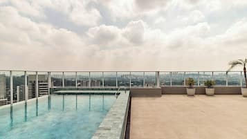 Udendørs pool
