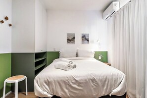 Chambre Ville, vue ville (485335) | Wi-Fi gratuit, draps fournis