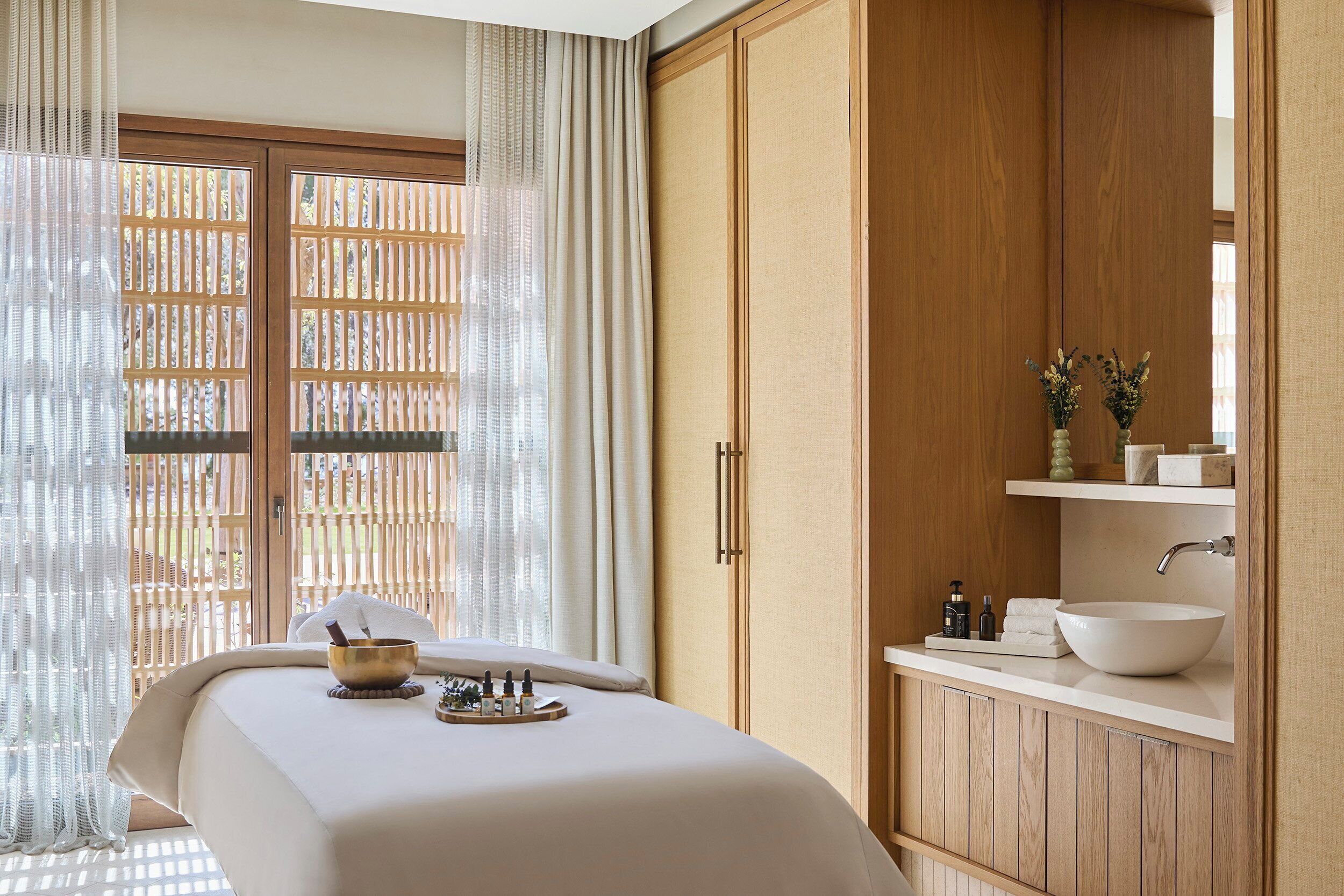 Sauna, steam room, body treatments, hot stone massages