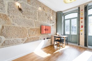 Dining - GuestReady - Porto's Charming Escape (Porto)