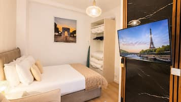 2 chambres, fer et planche à repasser, Wi-Fi gratuit, draps fournis