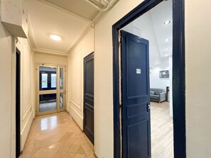 Interior - Urban Flat 173 - Atelier Gaite Montparnasse (París)