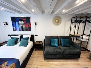 3 habitaciones, tabla de planchar con plancha y wifi gratis 