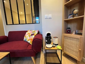Living area - Charme et Confort : T2 Lumineux (Saint-Maur-des-Fossés)