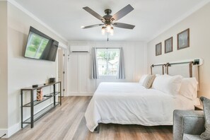 1 chambre, lit parapluie, Wi-Fi gratuit, draps fournis