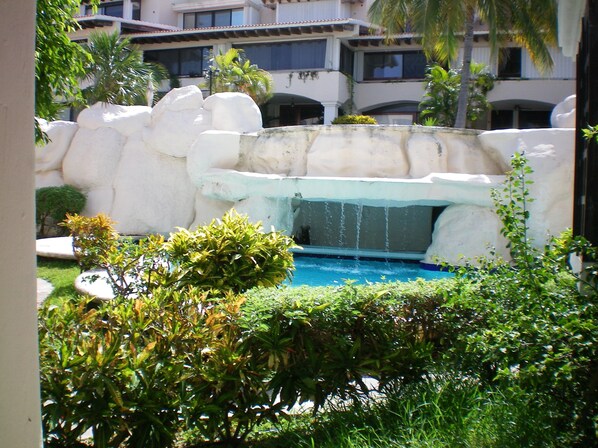 Outdoor pool - Casa Clarita top Location for Your Cancun Experience (Cancún)