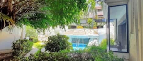Utomhuspool