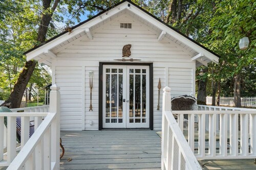 Historic Farm Estate | Fairytale Haven | Ashland