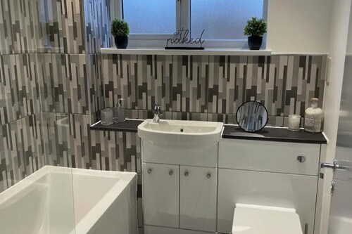 Immaculate 1-bed House in Didcot