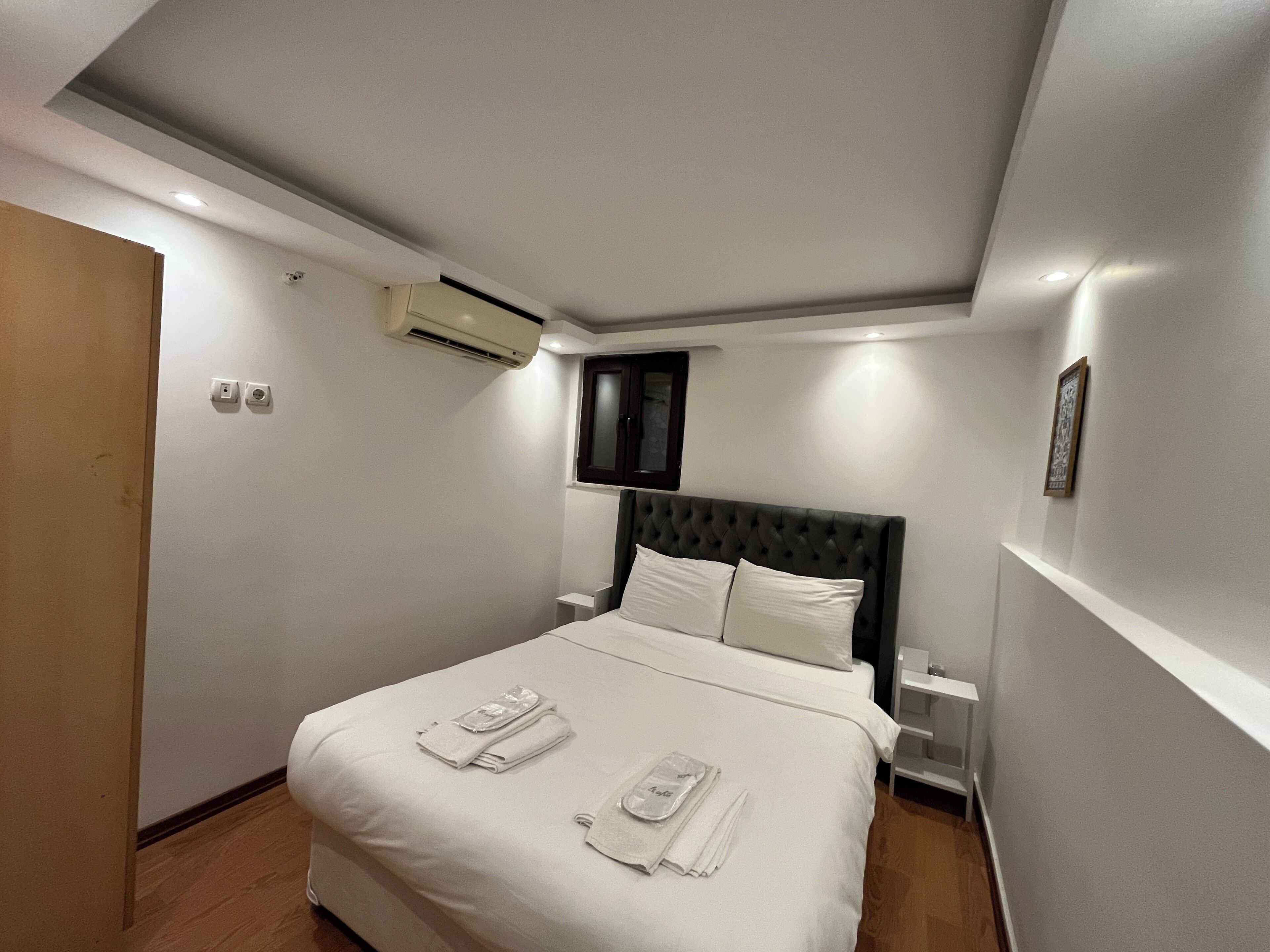 Premium bedding, minibar, laptop workspace
