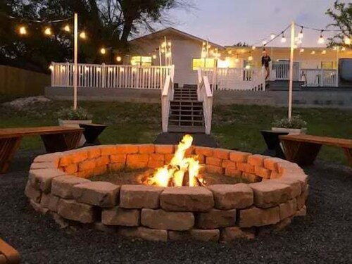 Director's Cut - A Birdy Vacation Rental