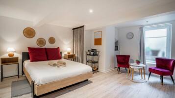 1 chambre, bureau, Wi-Fi gratuit, draps fournis