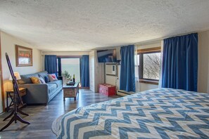 5 chambres, fer et planche à repasser, Wi-Fi gratuit, draps fournis