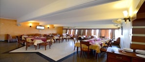 Restaurant - Barbet Tourist Resort (Sohna)