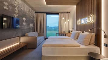 Comfort Double Room | 1 bedroom, hypo-allergenic bedding, minibar, desk
