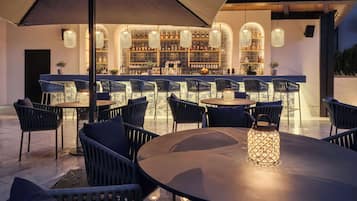 2 baaria, allasbaari