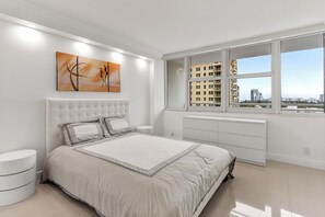 2 chambres, fer et planche Ă repasser, Wi-Fi, draps fournis