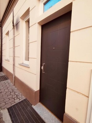 Exterior detail - Two Bedroom Apartment (ASTI)