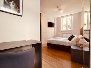 1 chambre, accès Internet, draps fournis