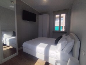 1 bedroom, Internet, bed sheets - two-room apartment 19 hhat (ASTI)