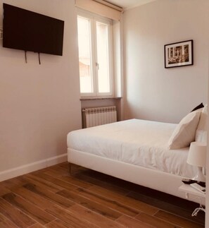 1 bedroom, Internet, bed sheets - one-room apartment 26 hhat (ASTI)