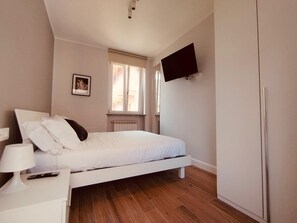 1 bedroom, Internet, bed sheets - Studio apartment 27 hhat (ASTI)