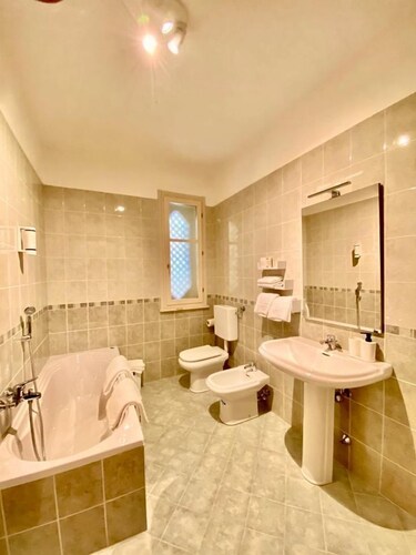 Two-room suite 12 hhse