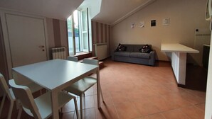 Unclassified image, 5 of 9, button - One Bedroom Apartment (SERRAVALLE SCRIVIA)