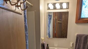 Shower, towels