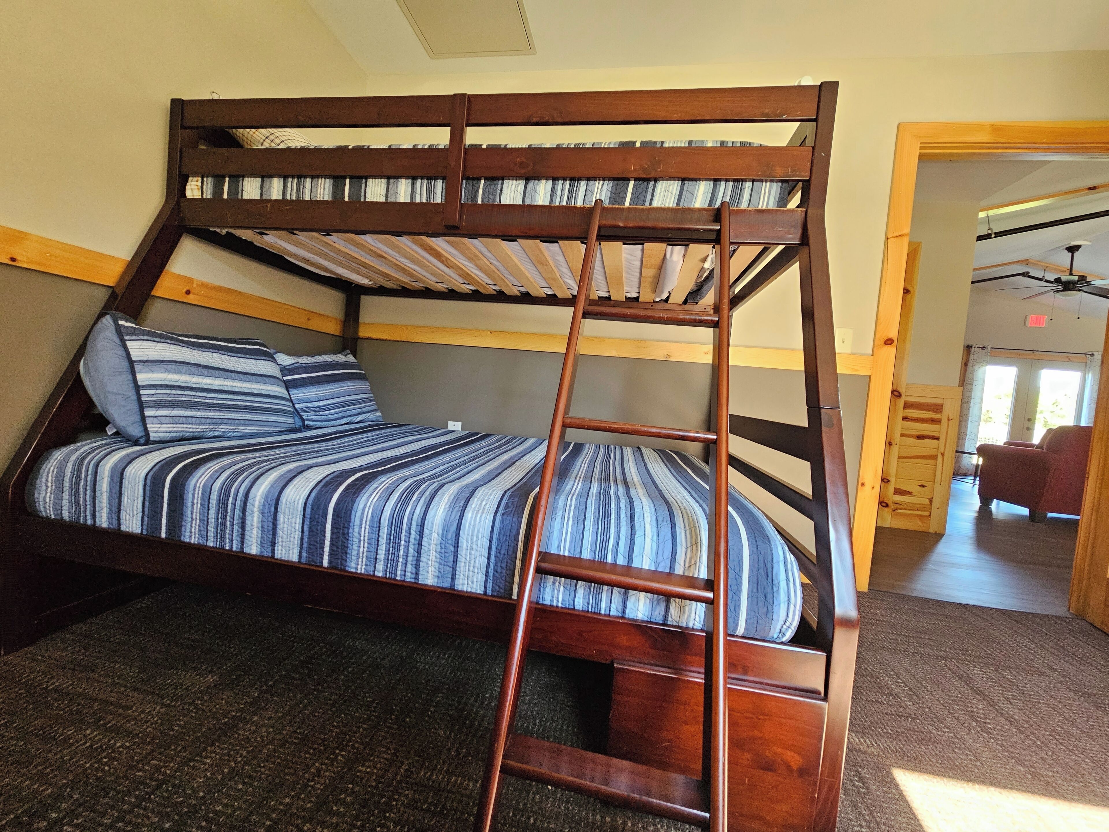 4 bedrooms, free WiFi, bed sheets