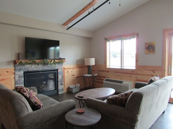 Televisor i llar de foc 