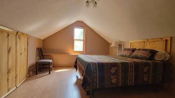 2 bedrooms, bed sheets