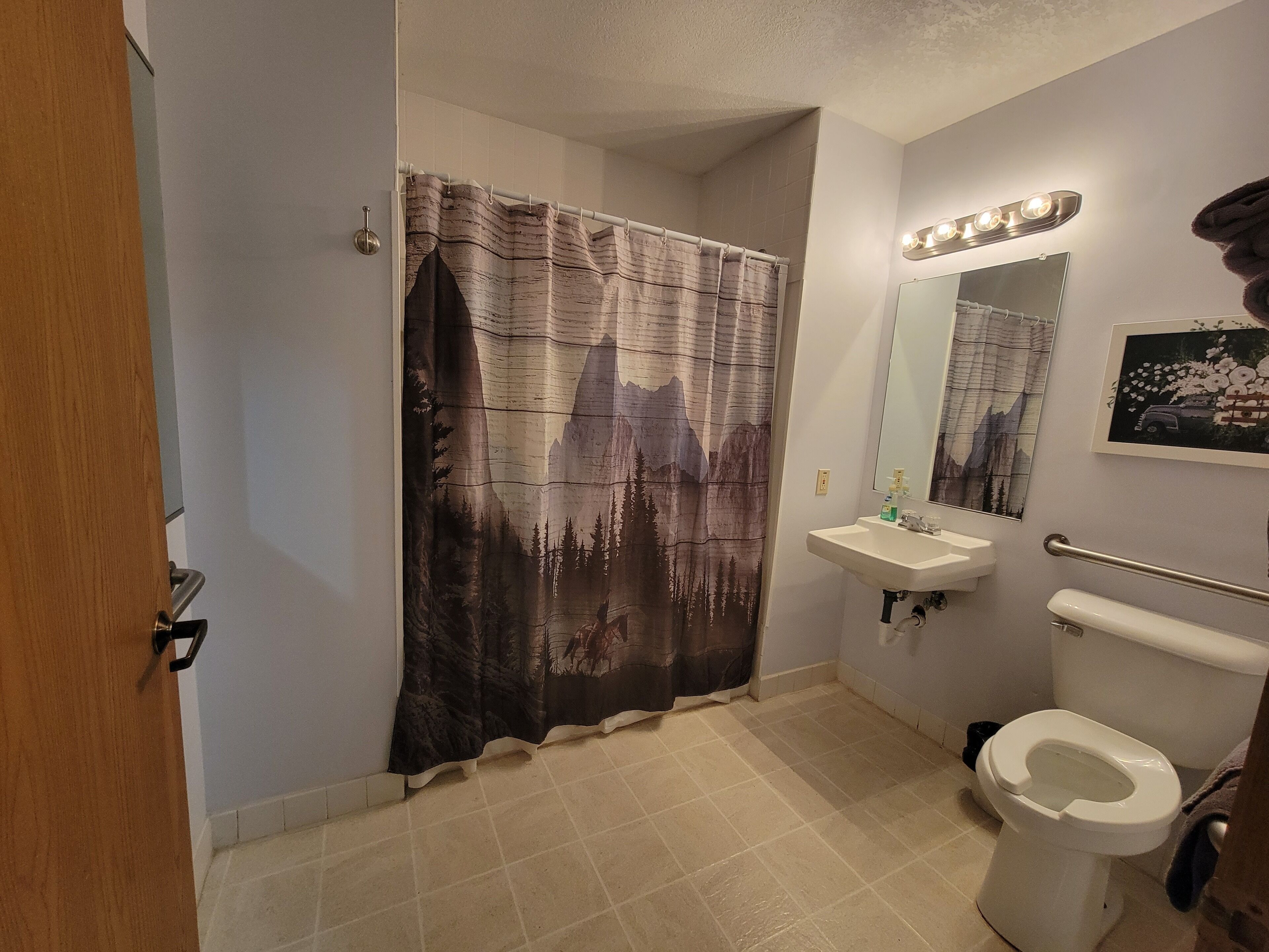 Shower, towels