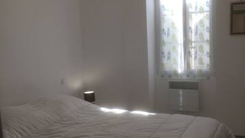 2 chambres, draps fournis