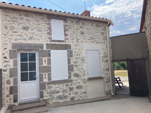 Jolie Petite Maison au Cœur du Boccage Vendéen