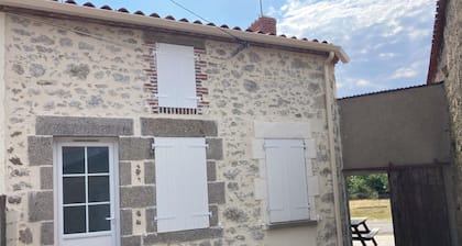 Jolie Petite Maison au Cœur du Boccage Vendéen