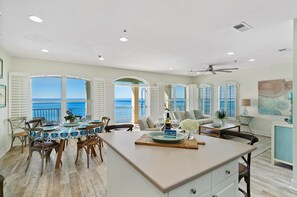 Apartment, Mehrere Betten (Endless Sea) | Speisen