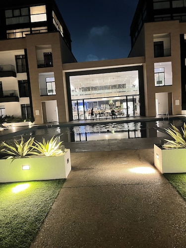 Embassy Gardens Royal Luxury Apartments