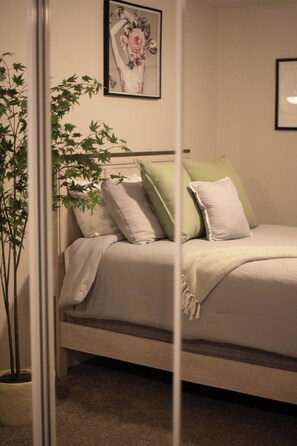 2 soverom, strykejern/-brett, wi-fi (inkludert) og sengetøy