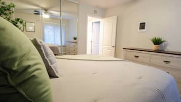 2 chambres, fer et planche Ă  repasser, Wi-Fi gratuit, draps fournis