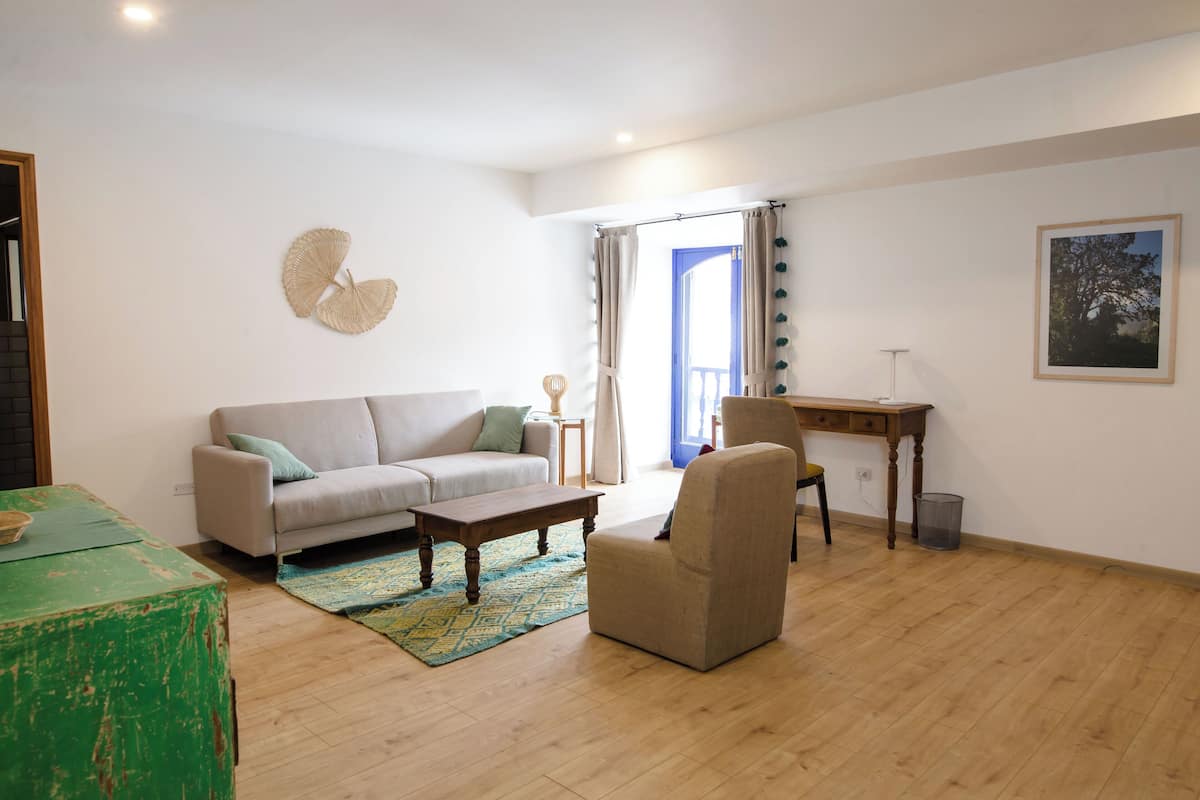 Apartment (302) | Ruang tamu