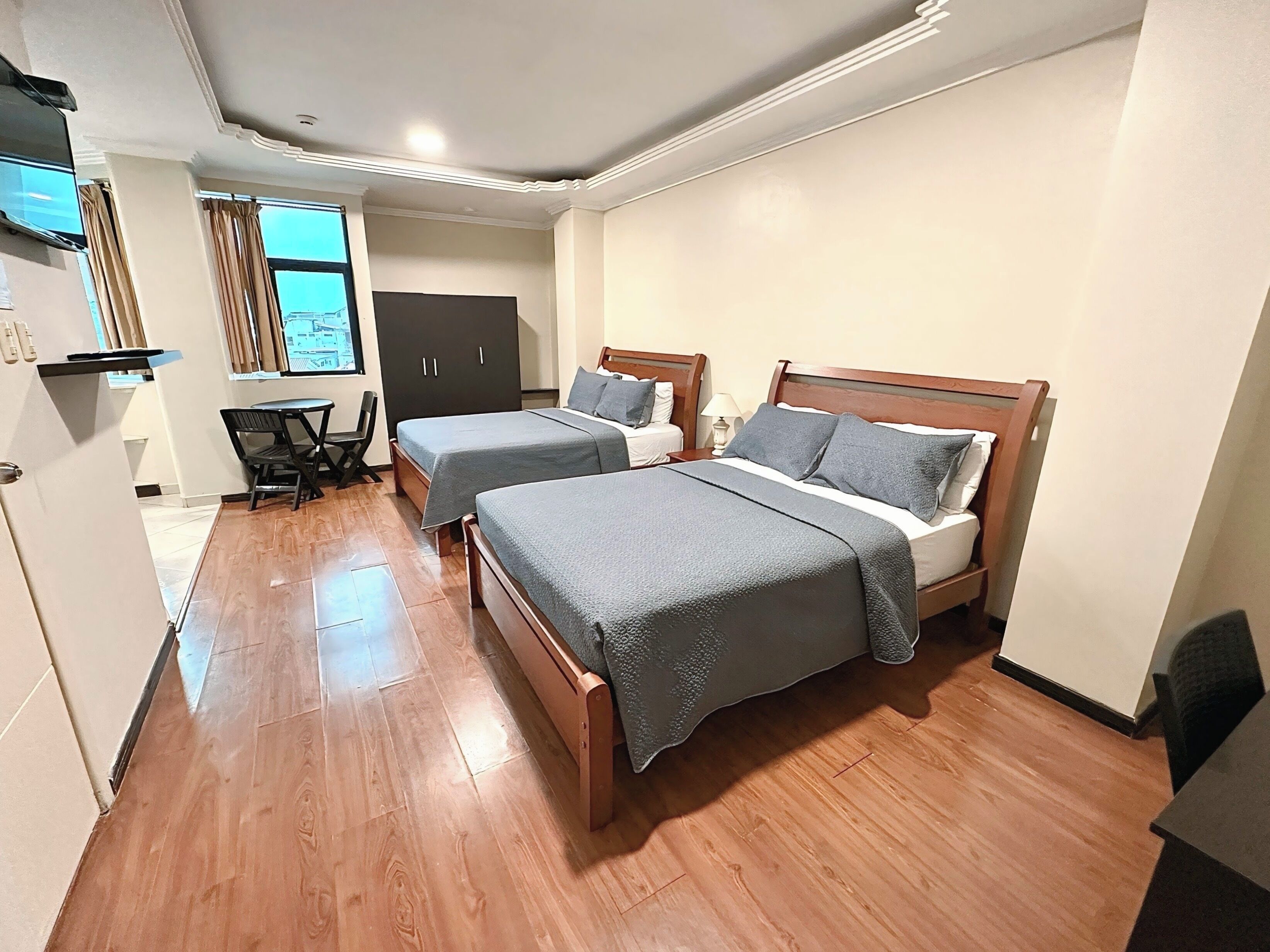 Egyptian cotton sheets, premium bedding, down duvets, minibar