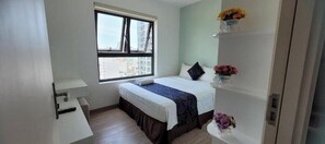 2 chambres, bureau, Wi-Fi gratuit, draps fournis