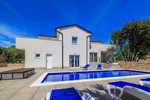 Pool - Ferienwohnung Luka (Kras-Dobrinj)