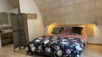 4 Schlafzimmer, Schreibtisch, kostenloses WLAN, Bettwäsche