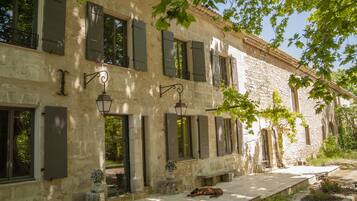 Extérieur