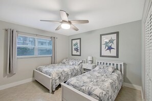 2 chambres, fer et planche à repasser, lit parapluie, Wi-Fi gratuit