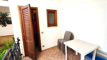 Superior-Dreibettzimmer, Nichtraucher, Balkon | Terrasse/Patio